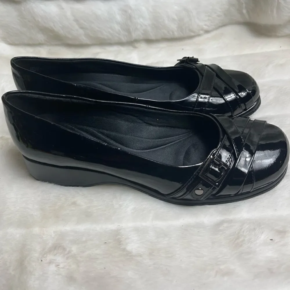 Naturalizer black patent